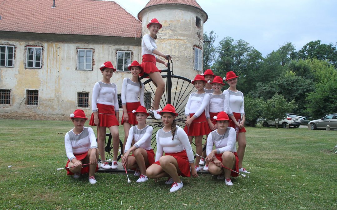 Mažoretke Prekmurske godbe Bakovci